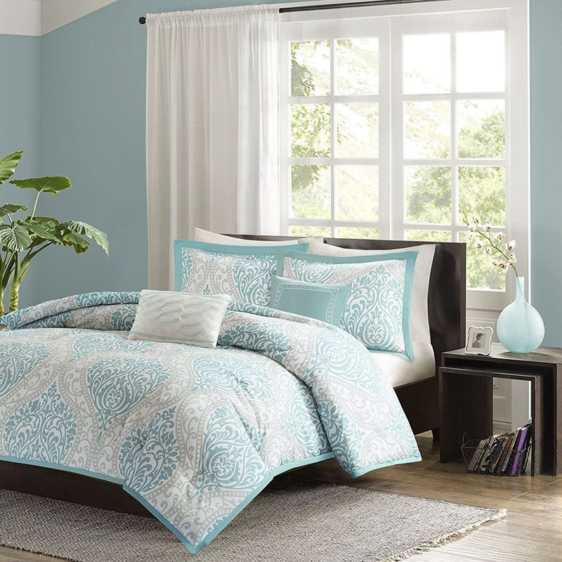 Full / Queen size 5-Piece Damask Comforter Set in Light Blue White and Grey